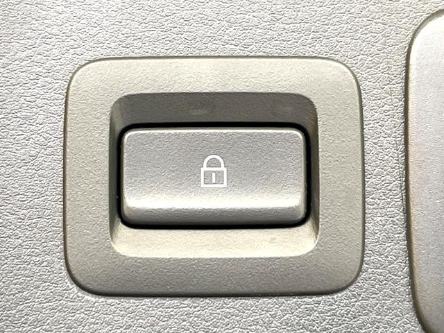 MAZDA3ファストバック 20Sバーガンディ セレクション 禁煙車 純正8.8型ナビ 360度ビューモニター 柿本マフラー 衝突被害軽減装置 赤革シート シートヒーター クリアランスソナー ステアリングヒーター オートエアコン 純正18AW スマートキー(36枚目)