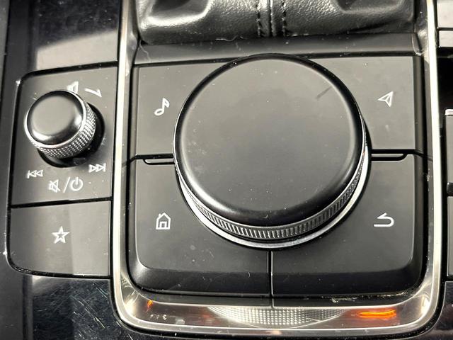 MAZDA3ファストバック 20Sバーガンディ セレクション 禁煙車 純正8.8型ナビ 360度ビューモニター 柿本マフラー 衝突被害軽減装置 赤革シート シートヒーター クリアランスソナー ステアリングヒーター オートエアコン 純正18AW スマートキー(41枚目)