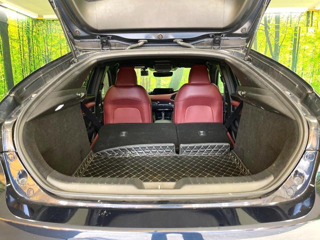 MAZDA3ファストバック 20Sバーガンディ セレクション 禁煙車 純正8.8型ナビ 360度ビューモニター 柿本マフラー 衝突被害軽減装置 赤革シート シートヒーター クリアランスソナー ステアリングヒーター オートエアコン 純正18AW スマートキー(45枚目)