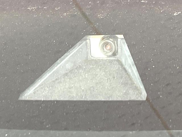 ハリアー G 禁煙車 純正8インチDA バックカメラ ハーフレザーシート パワーシート コーナーセンサー スマートキー デジタルインナーミラー LEDヘッド ビルトインETC 純正18インチアルミ 車線逸脱警報(28枚目)