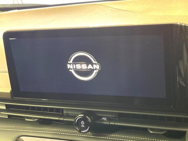 セレナ e-パワー ハイウェイスターV 登録済み未使用車 純正12.3型ナビ Bluetooth アラウンドビューモニター プロパイロット ETC2.0 インテリジェントルームミラー シートヒーター ハンズフリー両側電動スライドドア(3枚目)