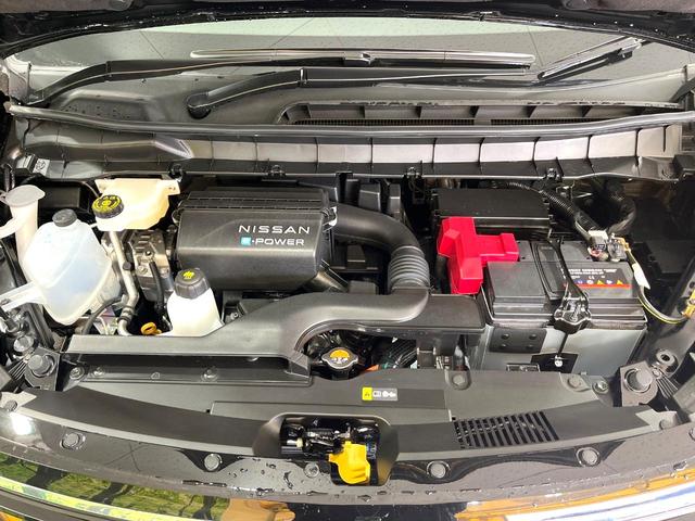 セレナ e-パワー ハイウェイスターV 登録済み未使用車 純正12.3型ナビ Bluetooth アラウンドビューモニター プロパイロット ETC2.0 インテリジェントルームミラー シートヒーター ハンズフリー両側電動スライドドア(19枚目)