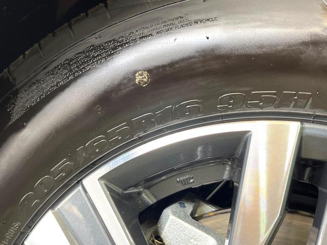 セレナ e-パワー ハイウェイスターV 登録済み未使用車 純正12.3型ナビ Bluetooth アラウンドビューモニター プロパイロット ETC2.0 インテリジェントルームミラー シートヒーター ハンズフリー両側電動スライドドア(25枚目)