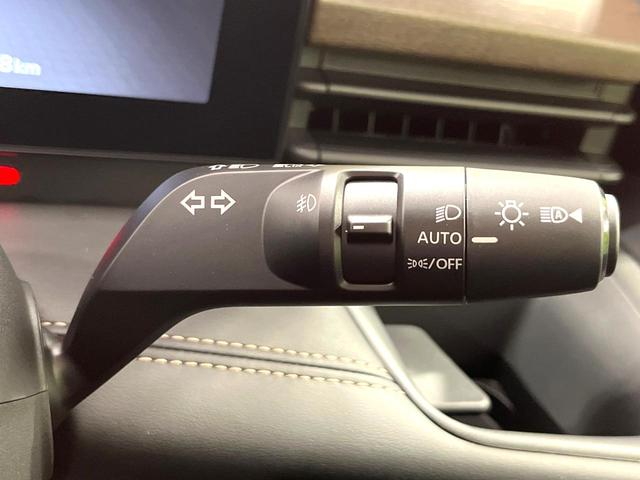 セレナ e-パワー ハイウェイスターV 登録済み未使用車 純正12.3型ナビ Bluetooth アラウンドビューモニター プロパイロット ETC2.0 インテリジェントルームミラー シートヒーター ハンズフリー両側電動スライドドア(38枚目)