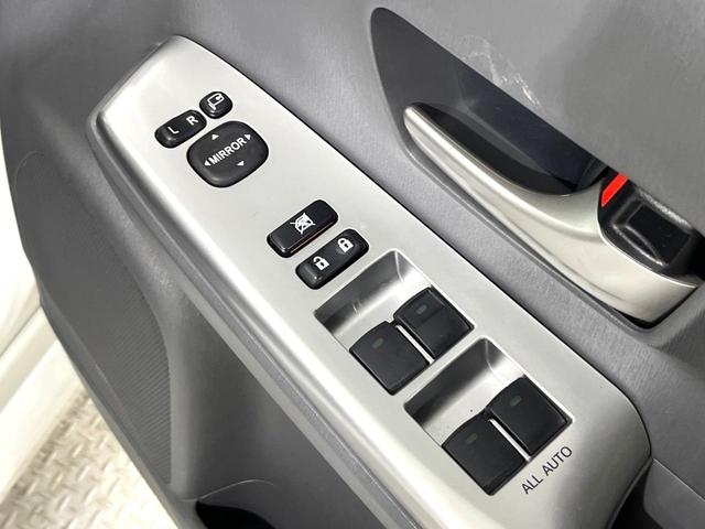 プリウスアルファ S 禁煙車 純正SDナビ バックカメラ スマートキー ビルトインETC 純正16インチアルミ オートライト オートエアコン Bluetooth CD 地デジ(34枚目)