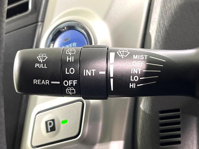 プリウスアルファ S 禁煙車 純正SDナビ バックカメラ スマートキー ビルトインETC 純正16インチアルミ オートライト オートエアコン Bluetooth CD 地デジ(44枚目)
