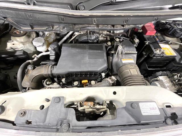 スペーシアカスタム ＴＳ　禁煙車　ターボ　ＳＤナビ　両側電動ドア　衝突被害軽減システム　スマートキー　ＨＩＤヘッド　ビルトインＥＴＣ　純正１５インチアルミ　オートライト　オートエアコン　Ｂｌｕｅｔｏｏｔｈ　ＣＤ　ＤＶＤ再生（18枚目）