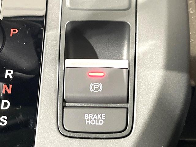 フリード エアー　ＥＸ　登録済未使用車　両側電動スライドドア　衝突被害軽減システム　シートヒーター　ハーフレザーシート　コーナーセンサー　スマートキー　ＬＥＤヘッド　純正１５インチアルミ　車線逸脱警報　オートライト（35枚目）