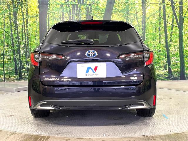 カローラツーリング ハイブリッド　ダブルバイビー　禁煙車　純正１０．５インチディスプレイ　バックカメラ　衝突被害軽減システム　レークル　ハーフレザーシート　コーナーセンサー　ＬＥＤヘッド　ＥＴＣ　純正１７インチＡＷ　オートハイビーム　車線逸脱警報（15枚目）