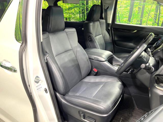 アルファード ２．５Ｓ　禁煙車　純正９インチナビ　バックカメラ　デジタルインナーミラー　サンルーフ　後席モニター　両側電動ドア　衝突被害軽減システム　レーダークルーズ　電動リアゲート　コーナーセンサー　ＬＥＤヘッドライト（11枚目）