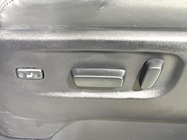 アルファード ２．５Ｓ　禁煙車　純正９インチナビ　バックカメラ　デジタルインナーミラー　サンルーフ　後席モニター　両側電動ドア　衝突被害軽減システム　レーダークルーズ　電動リアゲート　コーナーセンサー　ＬＥＤヘッドライト（65枚目）
