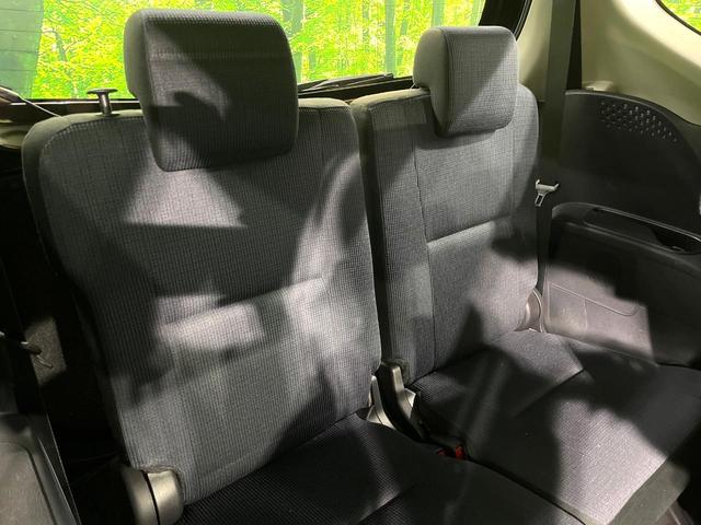 シエンタ Ｇ　禁煙車　７人乗り　ＳＤナビ　バックカメラ　両側電動ドア　プリクラッシュセーフティ　衝突被害軽減システム　シートヒーター　スマートキー　ＥＴＣ　車線逸脱警報　オートエアコン　Ｂｌｕｅｔｏｏｔｈ（11枚目）