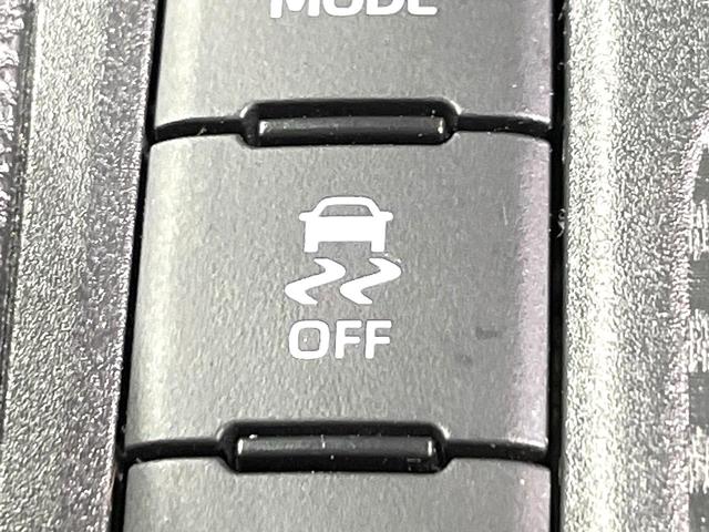 ヤリスクロス ＧＲスポーツ　禁煙車　純正８インチディスプレイ　全周囲カメラ　衝突被害軽減システム　レーダークルーズ　ハーフレザーシート　コーナーセンサー　ＬＥＤヘッド　ＥＴＣ　純正１８インチアルミ　オートハイビーム　車線逸脱警報（37枚目）