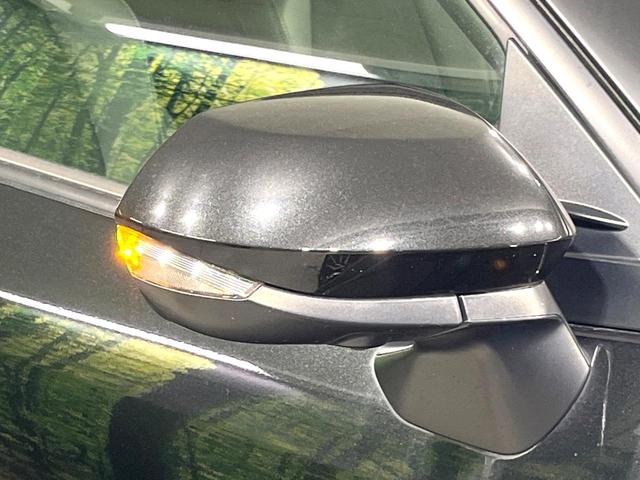 ヤリスクロス ＧＲスポーツ　禁煙車　純正８インチディスプレイ　全周囲カメラ　衝突被害軽減システム　レーダークルーズ　ハーフレザーシート　コーナーセンサー　ＬＥＤヘッド　ＥＴＣ　純正１８インチアルミ　オートハイビーム　車線逸脱警報（44枚目）