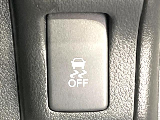 Ｎ－ＢＯＸカスタム Ｇ・ＬパッケージＳＳパッケージ　禁煙車　純正ＳＤナビ　電動スライドドア　バックカメラ　シートヒーター　ＨＩＤヘッド　ビルトインＥＴＣ　ロールシェード　純正１４インチアルミホイール　Ｂｌｕｅｔｏｏｔｈ（52枚目）