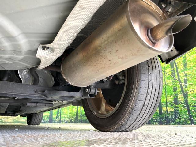 キックス Ｘ　禁煙車　純正９インチナビ　全周囲カメラ　プロパイロット　衝突被害軽減システム　ハーフレザーシート　コーナーセンサー　スマートキー　ＬＥＤヘッド　ルーフレール　ビルトインＥＴＣ　純正１７インチアルミ（21枚目）