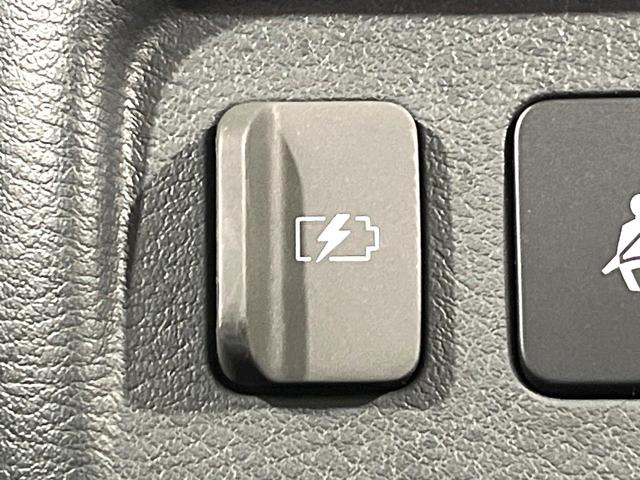 キックス Ｘ　禁煙車　純正９インチナビ　全周囲カメラ　プロパイロット　衝突被害軽減システム　ハーフレザーシート　コーナーセンサー　スマートキー　ＬＥＤヘッド　ルーフレール　ビルトインＥＴＣ　純正１７インチアルミ（36枚目）