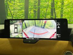【３６０°ビューモニター】専用のカメラにより、上から見下ろしたような視点で３６０度クルマの周囲を確認することができます☆死角部分も確認しやすく、狭い場所での切り返しや駐車もスムーズに行えます。 5