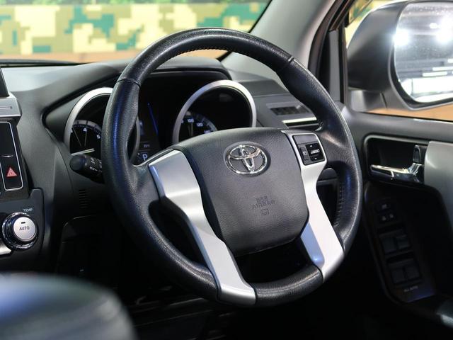 TX Lパッケージ 禁煙車 SDナビ 7人 ムーンルーフ ブラックレザーシート 社外ナビ バックカメラ LEDヘッドライト Bluetooth 前席シートヒーター フルセグTV オートライト(22枚目)