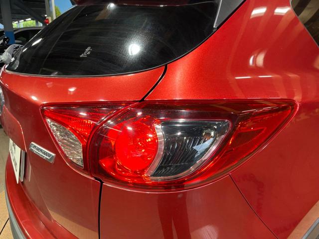 XD 禁煙車 衝突軽減装置 SDナビ Bluetooth フルセグ HIDヘッドライト 純正17インチアルミ バックカメラ ビルトインETC アイドリングストップ 横滑り防止 オートエアコン(52枚目)
