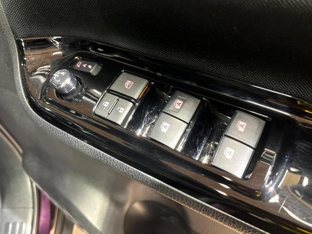 ZS 煌 純正10型ナビ フリップダウンモニター 両側電動スライドドア 禁煙車 Bluetooth再生 フルセグ オートマチックハイビーム LEDヘッドライト ETC2.0 ドライブレコーダー バックカメラ(27枚目)