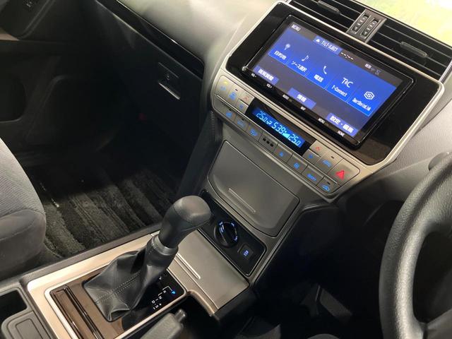 TX サンルーフ モデリスタエアロ 7人乗り 純正9型ナビ バックカメラ レーダークルーズ パーキングサポートブレーキ オートマチックハイビーム ビルトインETC 車線逸脱警告 Bluetoothオーディオ(49枚目)