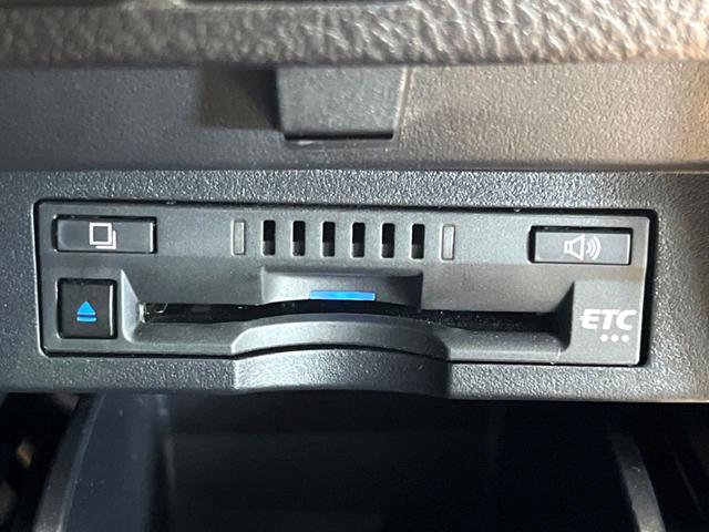 2.5S Cパッケージ 純正ナビキット付9型ディスプレイオーディオ 純正12型フリップダウンモニター バックカメラ DVDプレーヤー 前席シートベンチレーション 両側電動スライドドア パワーバックドア ステアリングヒーター(52枚目)