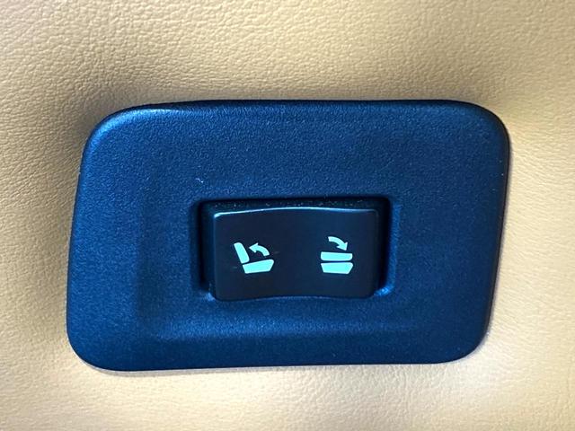 ＲＸ ＲＸ４５０ｈ　バージョンＬ　サンルーフ　純正１２．３型ナビ　全周囲カメラ　衝突被害軽減システム　レーダークルーズ　禁煙車　電動リアゲート　レザーシート　全席シートヒーター　前席シートエアコン　パワーシート　コーナーセンサー（36枚目）