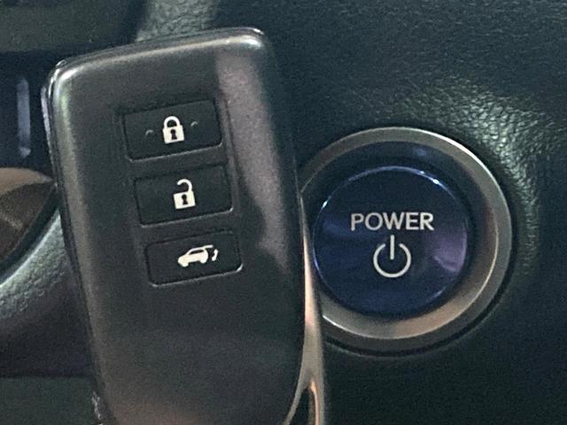 ＲＸ ＲＸ４５０ｈ　バージョンＬ　サンルーフ　純正１２．３型ナビ　全周囲カメラ　衝突被害軽減システム　レーダークルーズ　禁煙車　電動リアゲート　レザーシート　全席シートヒーター　前席シートエアコン　パワーシート　コーナーセンサー（62枚目）