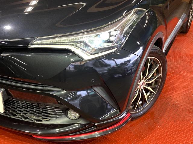 Ｃ－ＨＲ Ｇ　純正ＳＤナビ　バックカメラ　衝突被害軽減システム　レーダークルーズ　禁煙車　ハーフレザーシート　ドラレコ　コーナーセンサー　スマートキー　ＬＥＤヘッド　ビルトインＥＴＣ　オートハイビーム（12枚目）