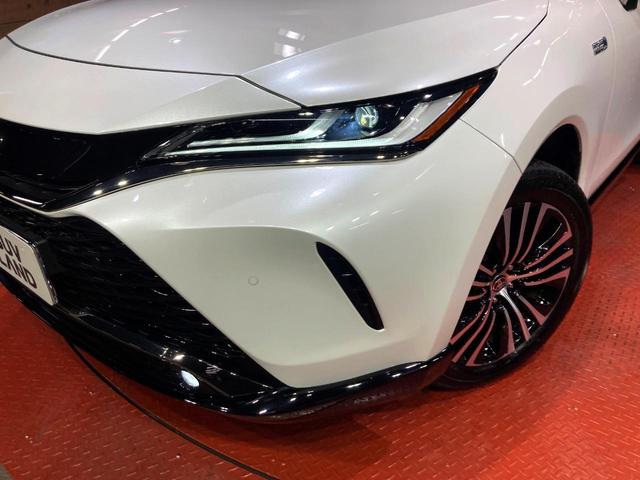 ハリアーＰＨＥＶ Ｚ　ガラスルーフ　純正ＳＤナビ　全周囲カメラ　ＪＢＬサウンド　衝突被害軽減システム　レーダークルーズ　禁煙車　電動リアゲート　前席シートエアコン　ドラレコ　コーナーセンサー　スマートキー（12枚目）