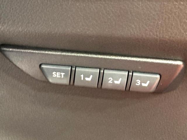 NX NX300 Fスポーツ パノラミックビューモニター シーケンシャルターンランプ付き3眼LEDヘッドライト 黒革シート シートベンチレーション メーカーナビ パワーバックドア 純正18インチアルミホイール クリアランスソナー(37枚目)