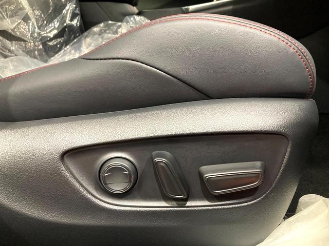 ＲＡＶ４ アドベンチャー　オフロードパッケージＩＩ　登録済未使用車　バックカメラ　セーフティセンス　レーダークルーズ　純正１０．５型ナビ　合皮シート　前席シートエアコン　パワーシート　コーナーセンサー　ＬＥＤヘッド　ルーフレール　ＥＴＣ２．０（27枚目）