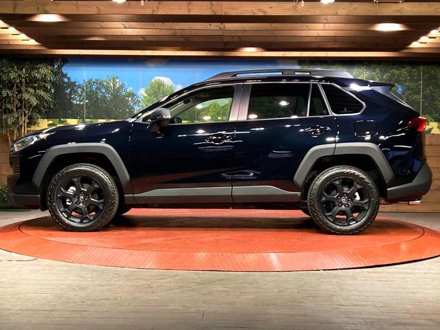 ＲＡＶ４ アドベンチャー　オフロードパッケージＩＩ　登録済未使用車　バックカメラ　セーフティセンス　レーダークルーズ　純正１０．５型ナビ　合皮シート　前席シートエアコン　パワーシート　コーナーセンサー　ＬＥＤヘッド　ルーフレール　ＥＴＣ２．０（31枚目）