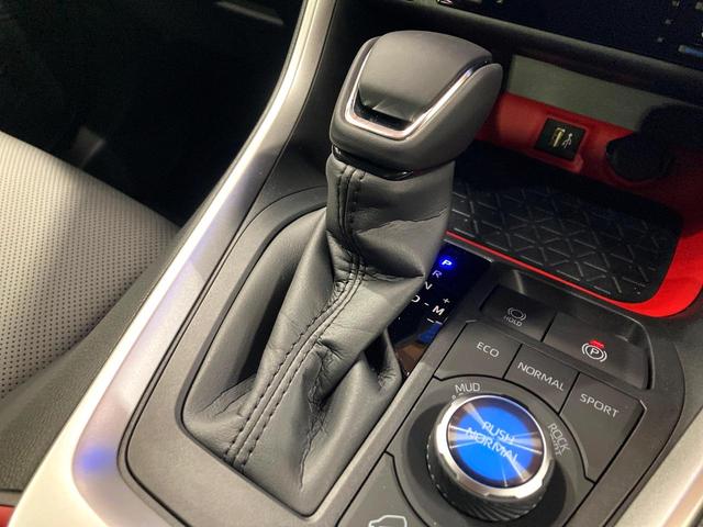ＲＡＶ４ アドベンチャー　オフロードパッケージＩＩ　登録済未使用車　バックカメラ　セーフティセンス　レーダークルーズ　純正１０．５型ナビ　合皮シート　前席シートエアコン　パワーシート　コーナーセンサー　ＬＥＤヘッド　ルーフレール　ＥＴＣ２．０（53枚目）