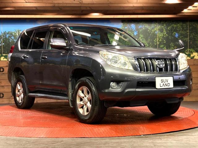 ランドクルーザープラド ＴＸ　７人乗り　ＳＤナビ　禁煙車　スマートキー　ビルドインＥＴＣ　電動格納ミラー　フルセグＴＶ　ＣＤ／ＤＶＤ再生　デュアルオートエアコン　横滑り防止装置（16枚目）