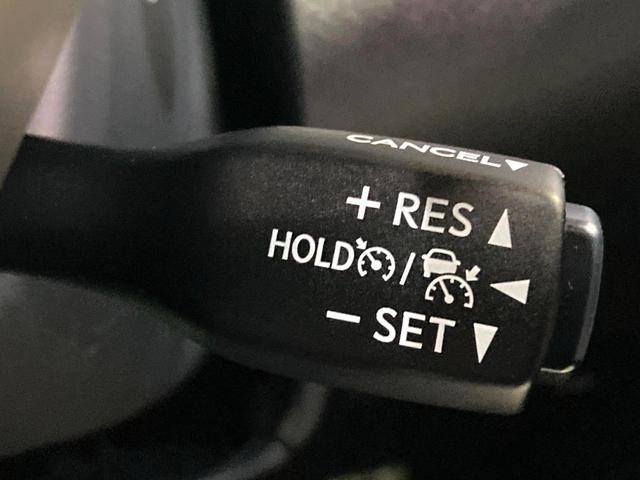 ＲＸ ＲＸ２００ｔ　Ｆスポーツ　大型サンルーフ　１２．３インチワイドナビ　パノラミックビューモニター　レーダークルーズコントロール　パワーバックドア　三眼ＬＥＤヘッドライト　純正２０インチアルミホイール　フルセグＴＶ　ＥＴＣ２．０（6枚目）