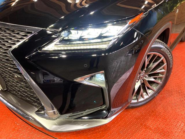 ＲＸ ＲＸ２００ｔ　Ｆスポーツ　大型サンルーフ　１２．３インチワイドナビ　パノラミックビューモニター　レーダークルーズコントロール　パワーバックドア　三眼ＬＥＤヘッドライト　純正２０インチアルミホイール　フルセグＴＶ　ＥＴＣ２．０（12枚目）