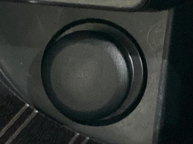 ＲＸ ＲＸ２００ｔ　Ｆスポーツ　大型サンルーフ　１２．３インチワイドナビ　パノラミックビューモニター　レーダークルーズコントロール　パワーバックドア　三眼ＬＥＤヘッドライト　純正２０インチアルミホイール　フルセグＴＶ　ＥＴＣ２．０（50枚目）