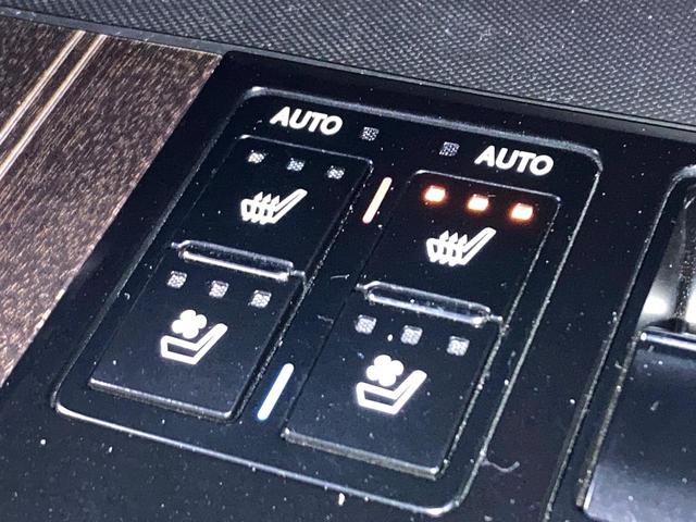 ＲＸ ＲＸ２００ｔ　Ｆスポーツ　大型サンルーフ　１２．３インチワイドナビ　パノラミックビューモニター　レーダークルーズコントロール　パワーバックドア　三眼ＬＥＤヘッドライト　純正２０インチアルミホイール　フルセグＴＶ　ＥＴＣ２．０（52枚目）