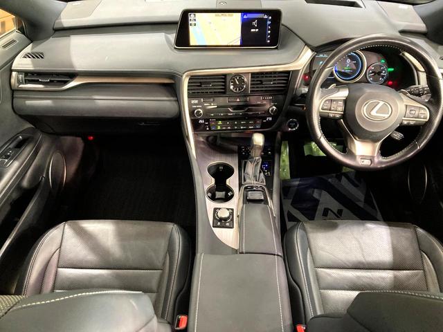 ＲＸ ＲＸ４５０ｈ　Ｆスポーツ　パノラマルーフ　マークレビンソン　ＴＲＤフルエアロ　パノラミックビューモニター　３眼ＬＥＤヘッドライト　プリクラッシュセーフティシステム　クリアランスソナー　純正２０インチアルミホイール　ＨＵＤ（2枚目）