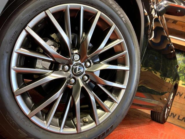 ＲＸ ＲＸ４５０ｈ　Ｆスポーツ　パノラマルーフ　マークレビンソン　ＴＲＤフルエアロ　パノラミックビューモニター　３眼ＬＥＤヘッドライト　プリクラッシュセーフティシステム　クリアランスソナー　純正２０インチアルミホイール　ＨＵＤ（13枚目）