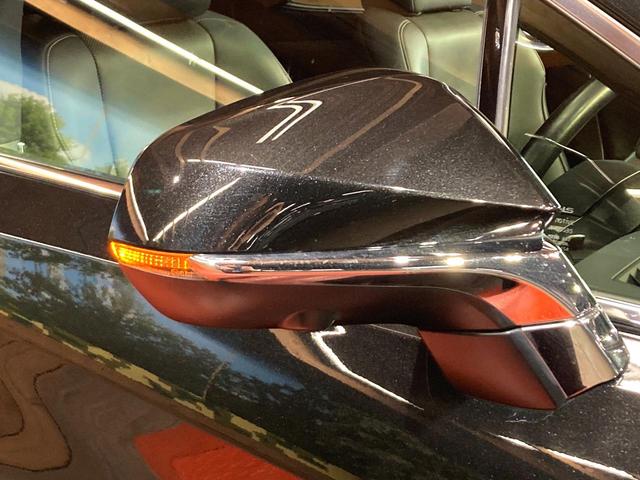 ＲＸ ＲＸ４５０ｈ　Ｆスポーツ　パノラマルーフ　マークレビンソン　ＴＲＤフルエアロ　パノラミックビューモニター　３眼ＬＥＤヘッドライト　プリクラッシュセーフティシステム　クリアランスソナー　純正２０インチアルミホイール　ＨＵＤ（21枚目）