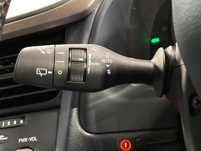 ＲＸ ＲＸ４５０ｈ　Ｆスポーツ　パノラマルーフ　マークレビンソン　ＴＲＤフルエアロ　パノラミックビューモニター　３眼ＬＥＤヘッドライト　プリクラッシュセーフティシステム　クリアランスソナー　純正２０インチアルミホイール　ＨＵＤ（52枚目）