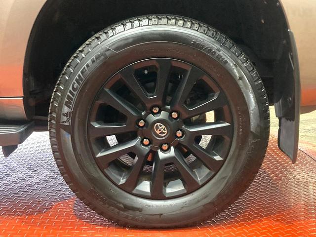 ランドクルーザープラド TX Lパッケージ マットブラックエディション サンルーフ ディスプレイオーディオ パノラミックビューモニター シートベンチレーション レーダークルーズコントロール ベージュレザーシート 純正革巻きステアリング LEDヘッドライト フルセグTV(27枚目)