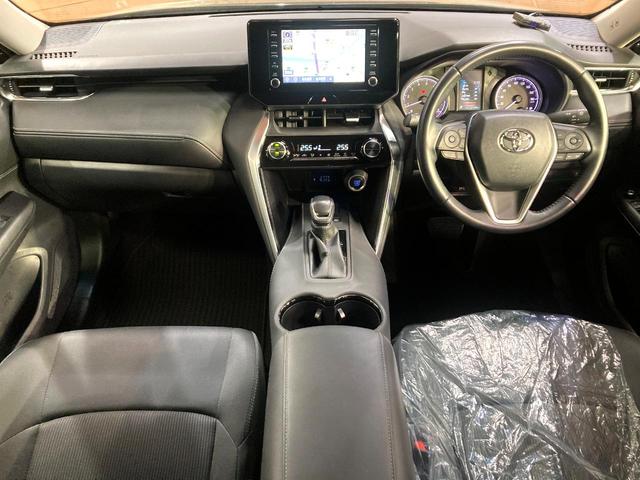 ハリアー Ｓ　純正ナビ機能付きディスプレイオーディオ　バックカメラ　レーダークルーズコントロール　ＥＴＣ　オートブレーキホールド　純正革巻きステアリング　ＬＥＤヘッドライト　純正１７インチアルミホイール（2枚目）