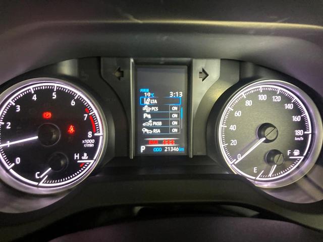 ハリアー Ｓ　純正ナビ機能付きディスプレイオーディオ　バックカメラ　レーダークルーズコントロール　ＥＴＣ　オートブレーキホールド　純正革巻きステアリング　ＬＥＤヘッドライト　純正１７インチアルミホイール（21枚目）