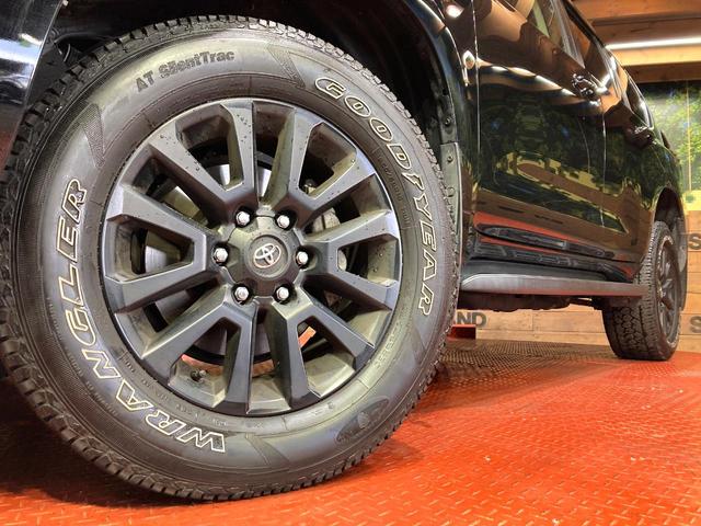 ランドクルーザープラド TX Lパッケージ マットブラックエディション 7人乗り サンルーフ BIG-X9インチナビ バックカメラ 衝突被害軽減システム レーダークルーズ 禁煙車 レザーシート 前席シートエアコン ドラレコ コーナーセンサー スマートキー LEDヘッド(13枚目)