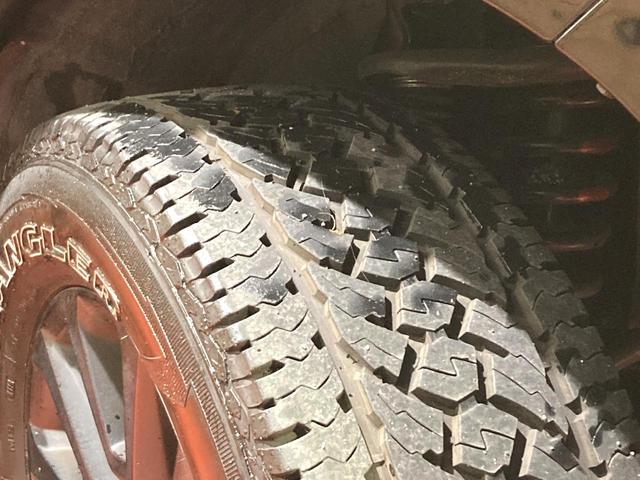 ランドクルーザープラド TX Lパッケージ マットブラックエディション 7人乗り サンルーフ BIG-X9インチナビ バックカメラ 衝突被害軽減システム レーダークルーズ 禁煙車 レザーシート 前席シートエアコン ドラレコ コーナーセンサー スマートキー LEDヘッド(23枚目)