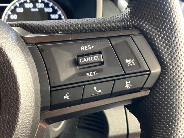 トライトン GSR 純正9インチナビ 全周囲カメラ レーダークルーズ 禁煙車 ETC レザーシート パワーシート シートヒーター コーナーセンサー スマートキー LEDヘッド ルーフレール ETC オートハイビーム(5枚目)